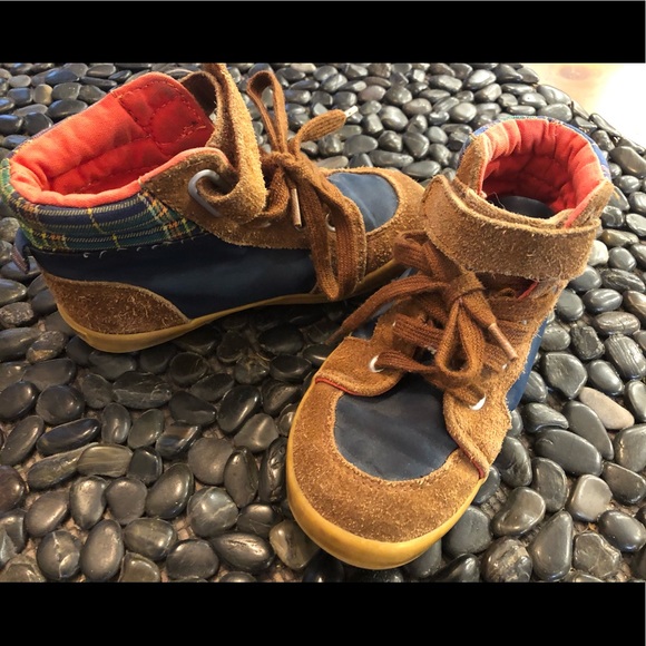 OLD NAVY Little Boy’s Shoe - Picture 6 of 6